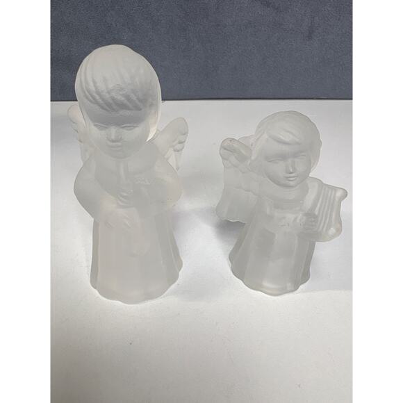 Centurion Collections Vintage Set of 2 Frosted Angel CandleHolders (In Box 2of4) - Picture 3 of 6